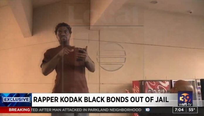 Kodak Black attacks rocks